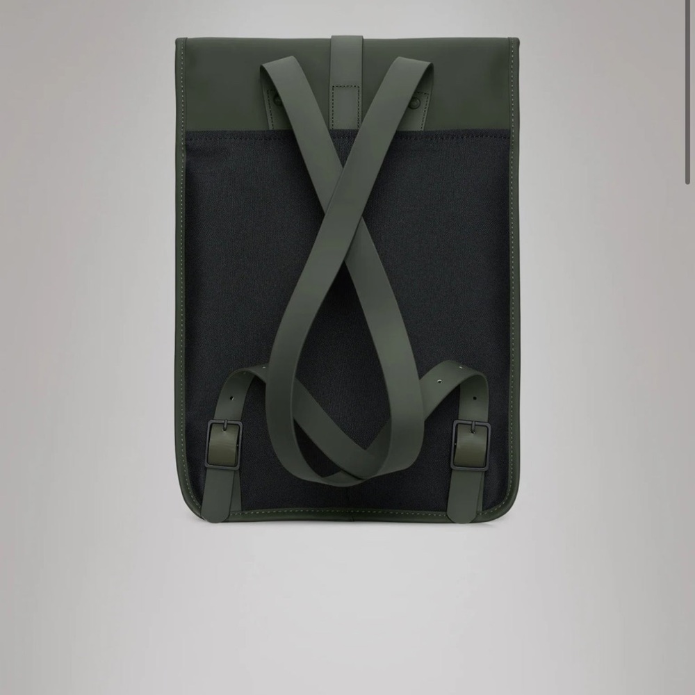 Rains Green Urban Backpack Minimalist Design Backpack / Rucksack - Picture 4 of 13
